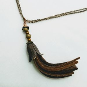 Necklace with Leather Tassel Floral Pendant Bronze